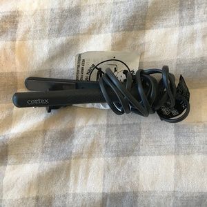 Cortex International Travel Straightener